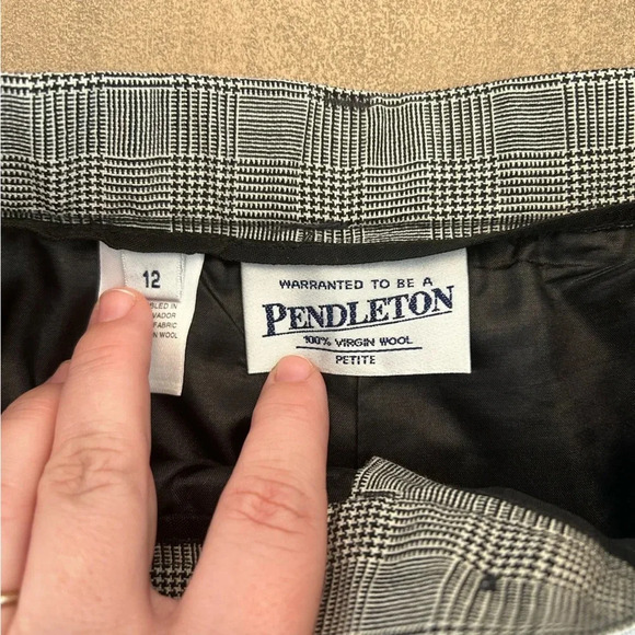 Pendelton Women's High Rise 100% Virgin Wool Pants Fully Satin Lined Size 12P - Picture 4 of 9
